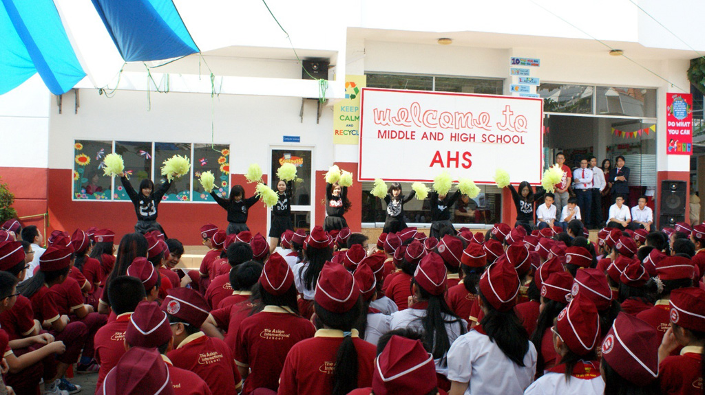 Học sinh IPS hào hứng với ngày hội tham quan bậc Trung học AHS