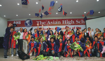 Kỳ thi vượt cấp của Chương trình quốc tế năm học 2012-2013
