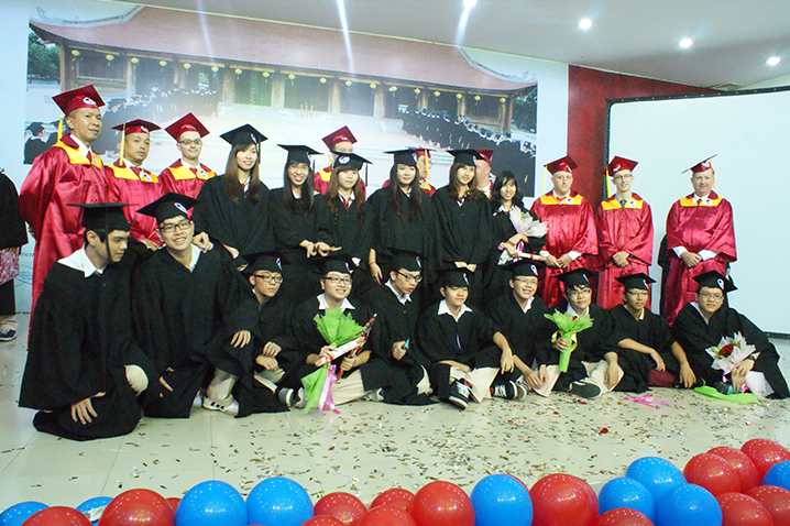 Lễ tốt nghiệp năm 2014