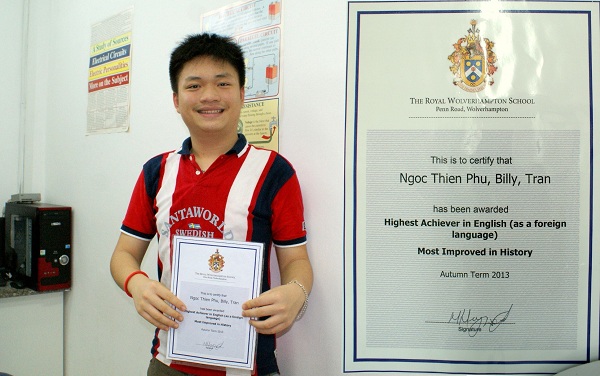 Cựu học sinh Trần Ngọc Thiên Phú - xuất sắc đạt học bổng 100% học phí 4 năm tại Royal Wolverhampton School...